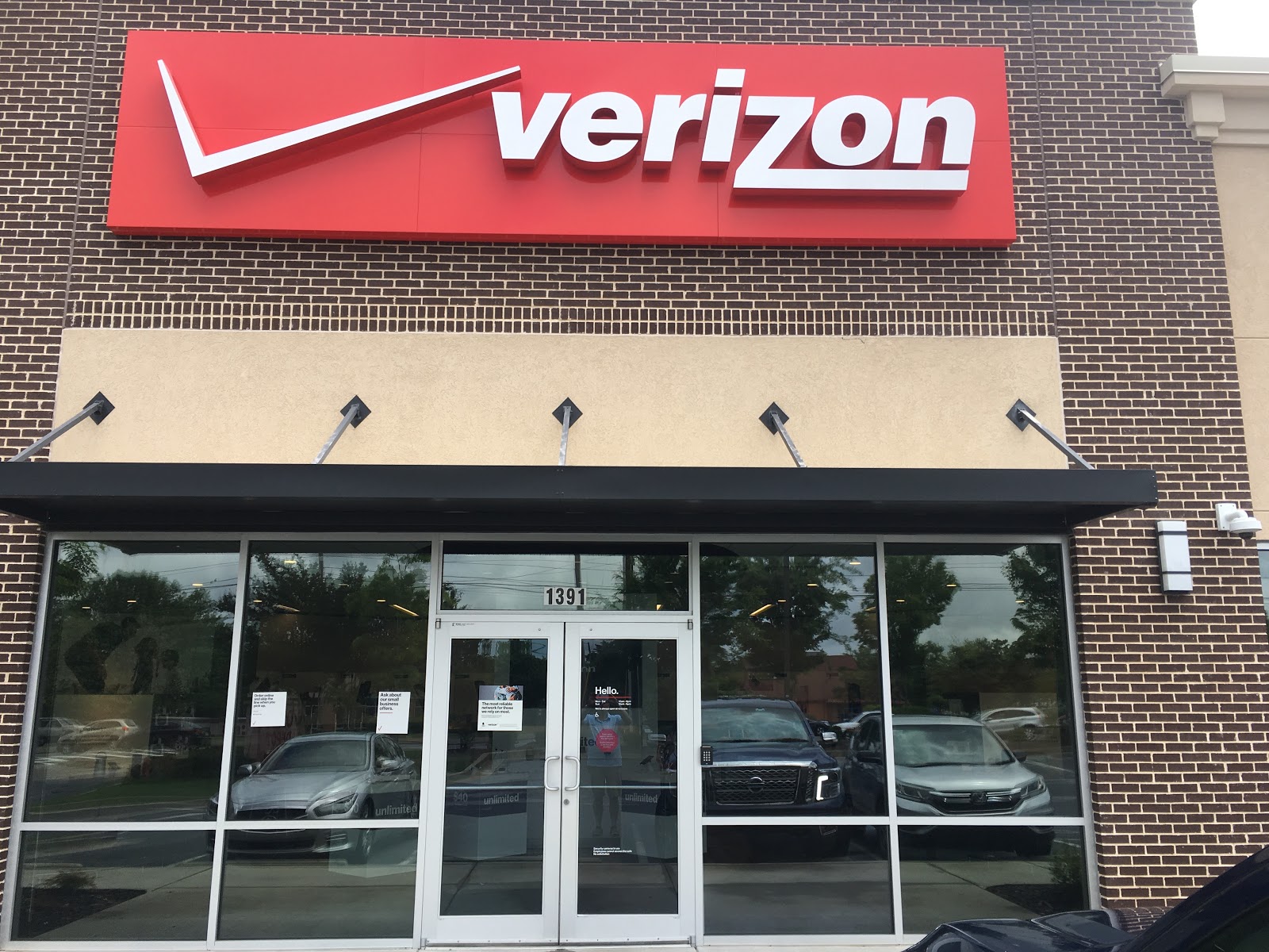 Commercial Verizon Awning